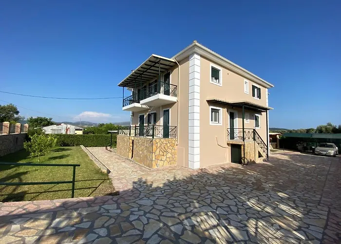 Tasos Cozy 2nd Floor Apartamento *