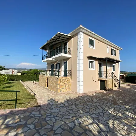 Tasos Cozy 2nd Floor Apartament *