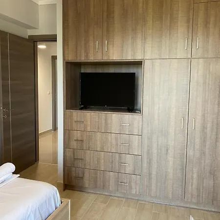 Tasos Cozy 2nd Floor Apartament